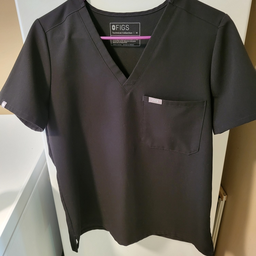 FIGS Charcoal V-Neck Scrub Top